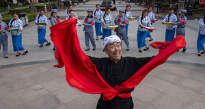 山西陽(yáng)泉：文化惠民展示文藝新形象