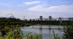 北京：留住雨水 滋養(yǎng)城市