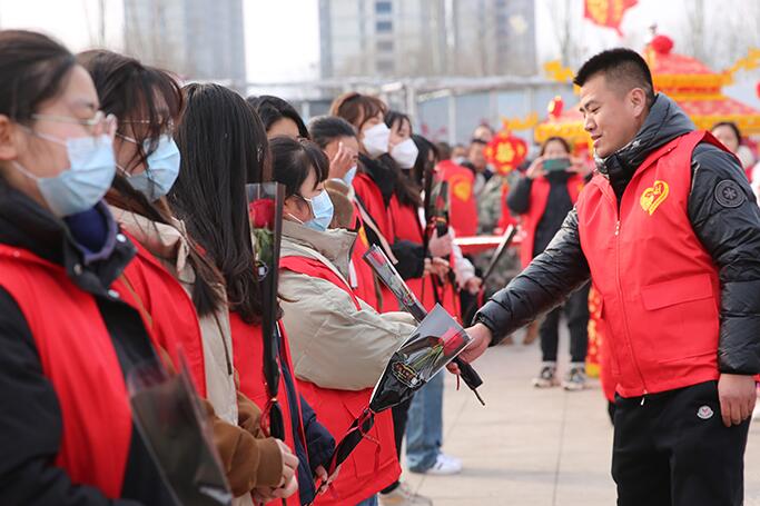 山西文水：軍民魚(yú)水情 共連鵲橋